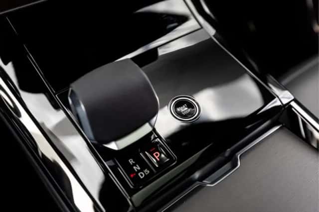 Land Rover Range Rover Sport (2025) thumbnail 44
