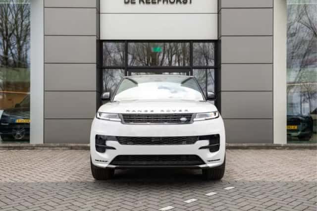 Land Rover Range Rover Sport (2025) thumbnail 6