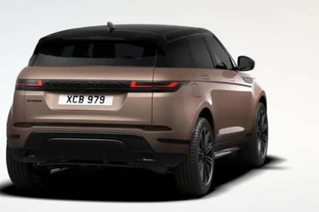 Land Rover Range Rover Evoque (2026) thumbnail 3