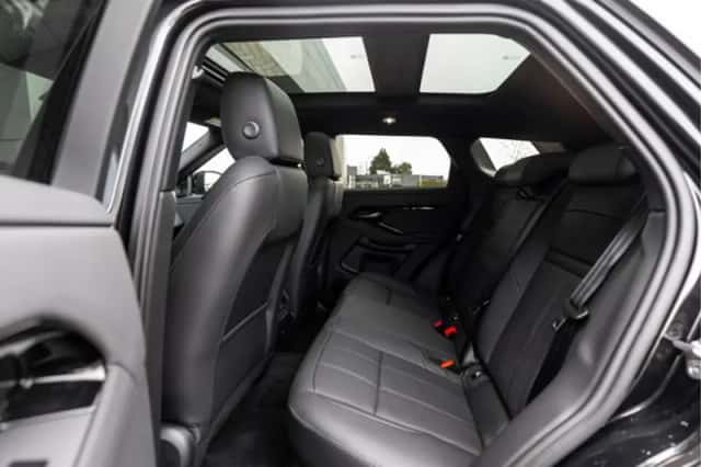 Land Rover Range Rover Evoque (2026) thumbnail 5