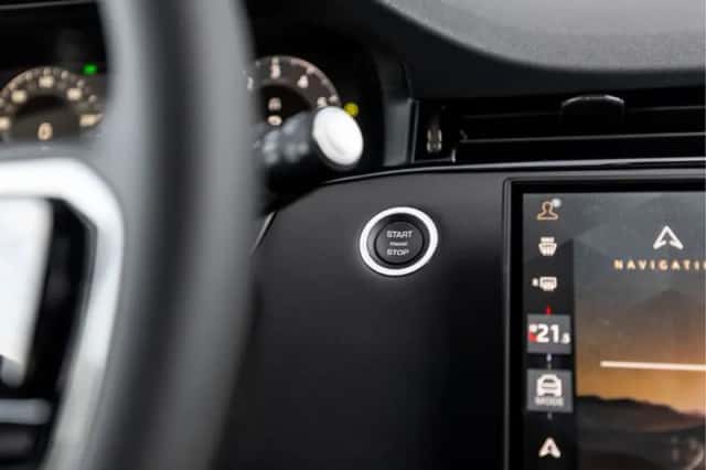 Land Rover Range Rover Evoque (2026) thumbnail 37