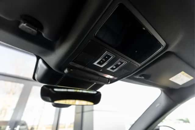 Land Rover Range Rover Evoque (2026) thumbnail 38