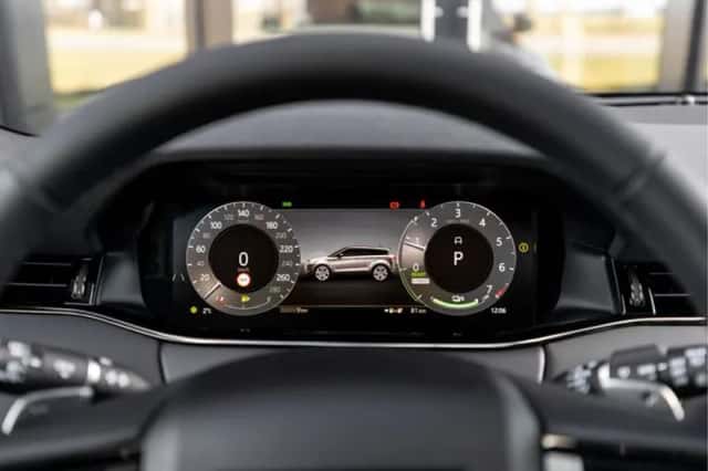 Land Rover Range Rover Evoque (2026) thumbnail 7