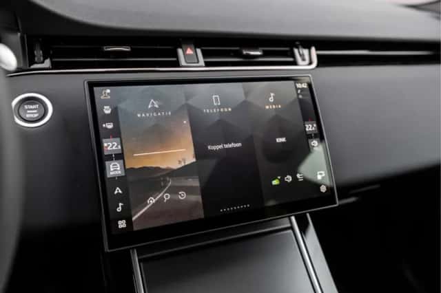Land Rover Range Rover Evoque (2026) thumbnail 12