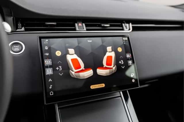 Land Rover Range Rover Evoque (2026) thumbnail 14