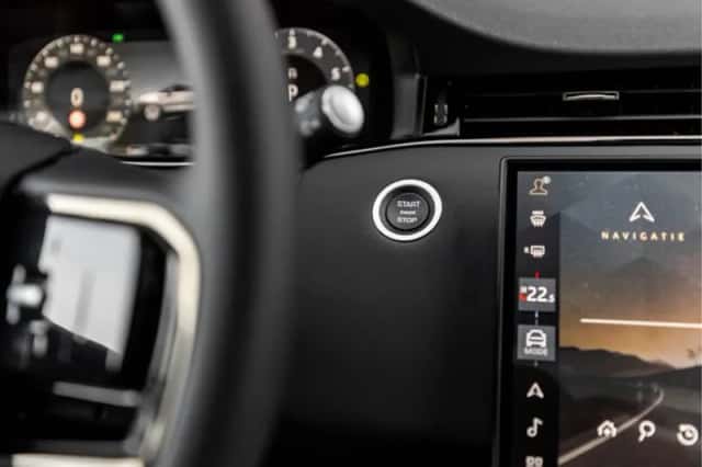 Land Rover Range Rover Evoque (2026) thumbnail 38