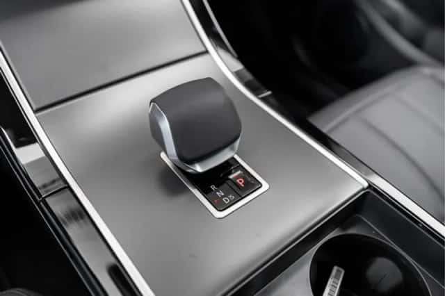 Land Rover Range Rover Evoque (2026) thumbnail 39