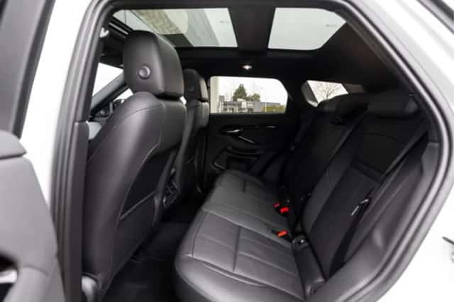 Land Rover Range Rover Evoque (2026) thumbnail 5