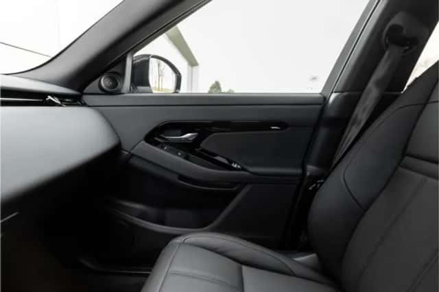 Land Rover Range Rover Evoque (2026) thumbnail 41