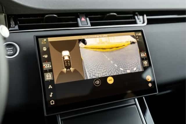 Land Rover Range Rover Evoque (2026) thumbnail 13