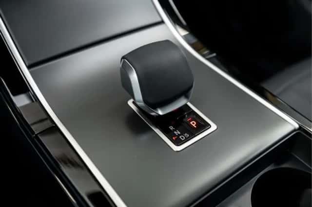Land Rover Range Rover Evoque (2026) thumbnail 38