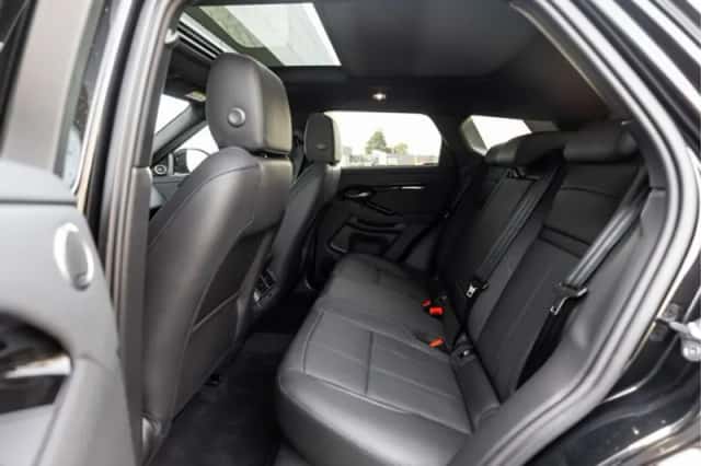 Land Rover Range Rover Evoque (2026) thumbnail 5