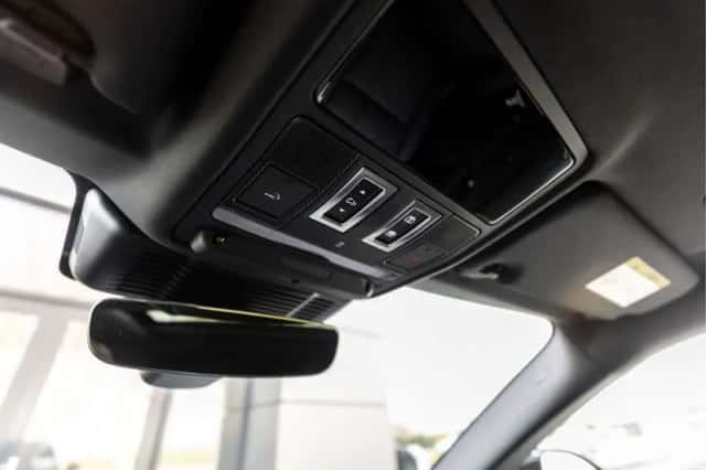 Land Rover Range Rover Evoque (2026) thumbnail 43