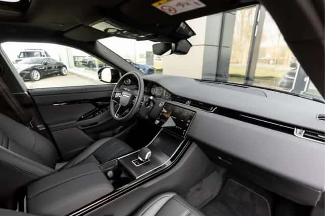 Land Rover Range Rover Evoque (2026) thumbnail 48