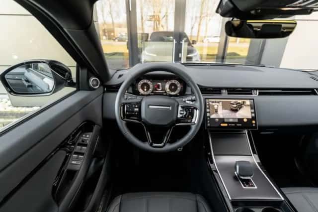 Land Rover Range Rover Evoque (2026) thumbnail 10