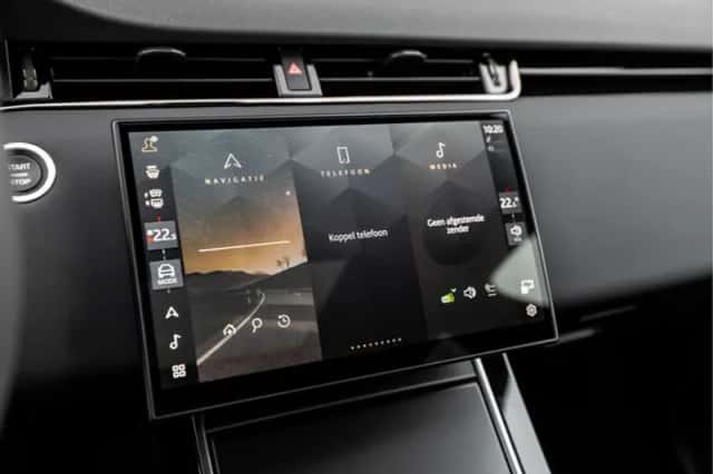 Land Rover Range Rover Evoque (2026) thumbnail 12