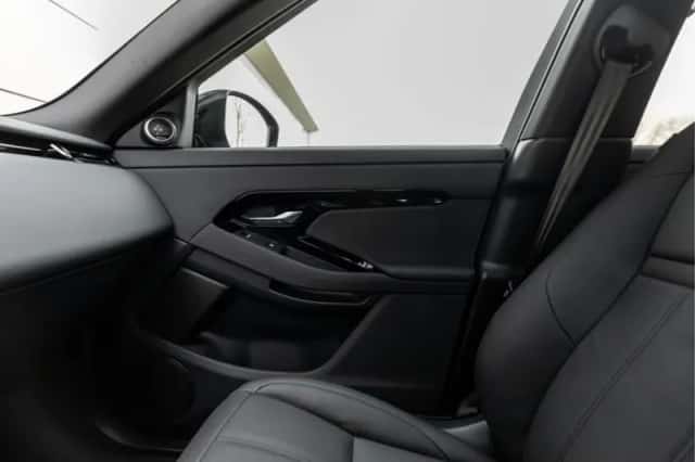 Land Rover Range Rover Evoque (2026) thumbnail 42