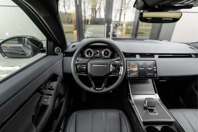 Land Rover Range Rover Evoque (2026) thumbnail 10