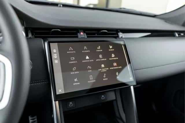 Land Rover Discovery Sport (2026) thumbnail 13