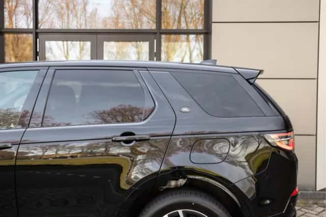 Land Rover Discovery Sport (2026) thumbnail 24