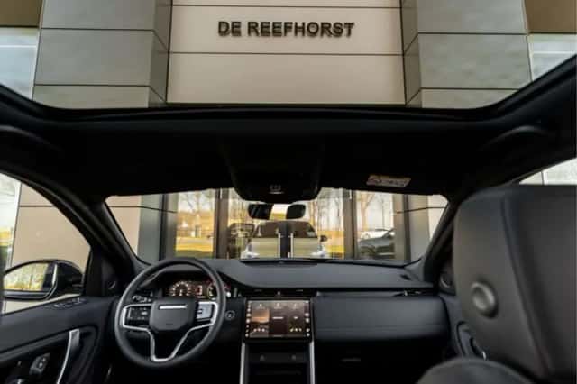 Land Rover Discovery Sport (2026) thumbnail 43