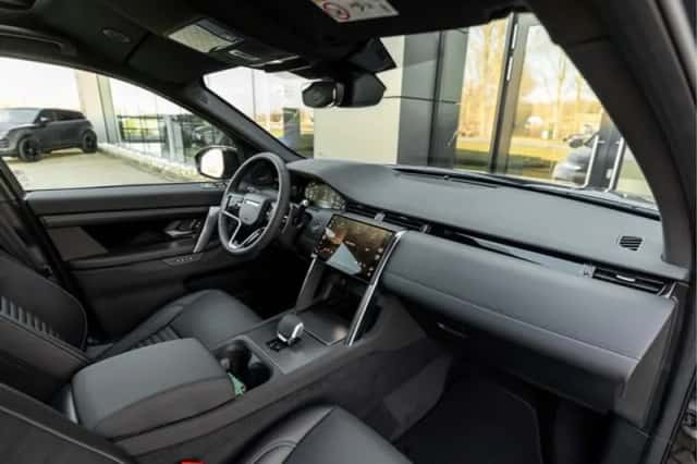 Land Rover Discovery Sport (2026) thumbnail 45