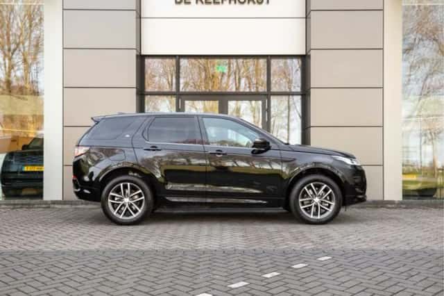 Land Rover Discovery Sport (2026) thumbnail 9