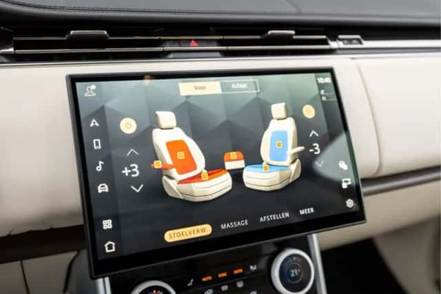 Land Rover Range Rover (2023) thumbnail 15