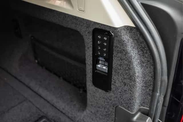 Land Rover Range Rover (2023) thumbnail 35