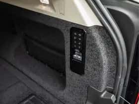 Land Rover Range Rover (2023) thumbnail 35