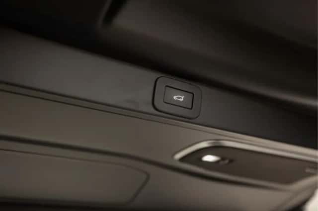 Land Rover Range Rover (2023) thumbnail 36