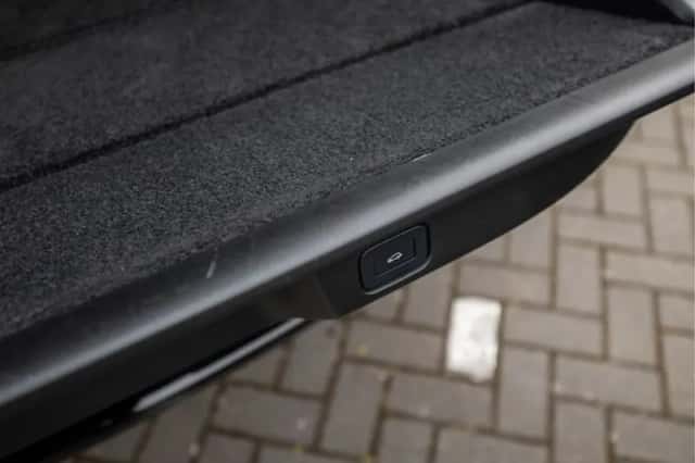 Land Rover Range Rover (2023) thumbnail 37