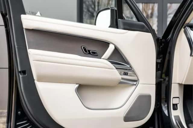 Land Rover Range Rover (2023) thumbnail 39
