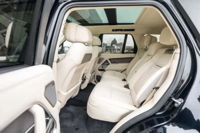 Land Rover Range Rover (2023) thumbnail 5