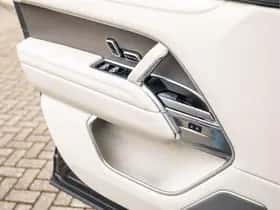 Land Rover Range Rover (2023) thumbnail 42