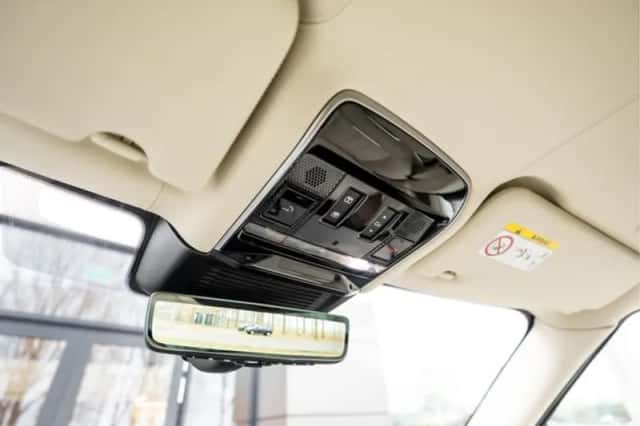 Land Rover Range Rover (2023) thumbnail 53