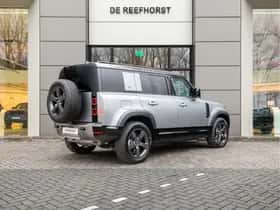 Land Rover Defender (2024) thumbnail 2