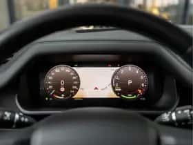 Land Rover Defender (2024) thumbnail 11