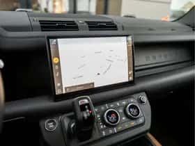 Land Rover Defender (2024) thumbnail 16