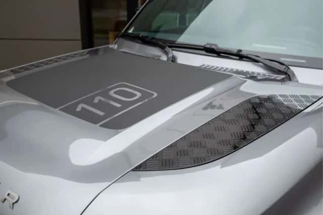 Land Rover Defender (2024) thumbnail 20