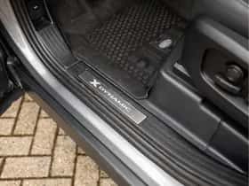 Land Rover Defender (2024) thumbnail 34