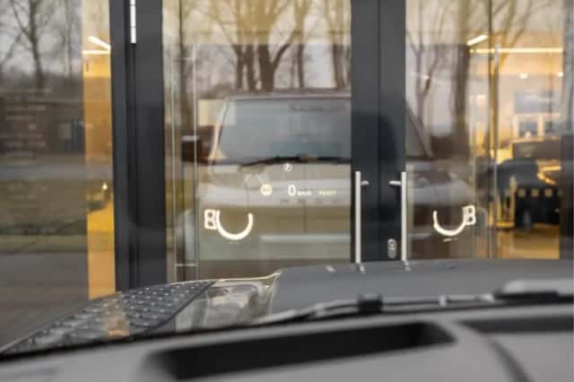 Land Rover Defender (2024) thumbnail 37