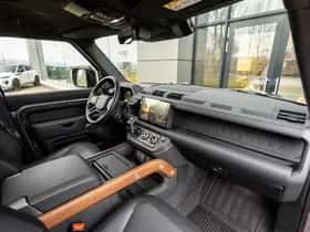 Land Rover Defender (2024) thumbnail 48