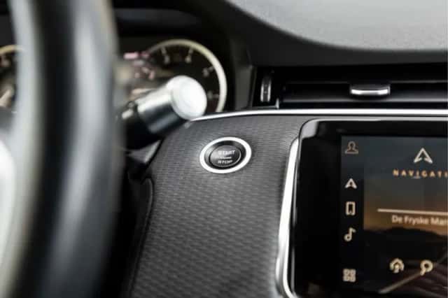 Land Rover Range Rover Evoque (2021) thumbnail 35