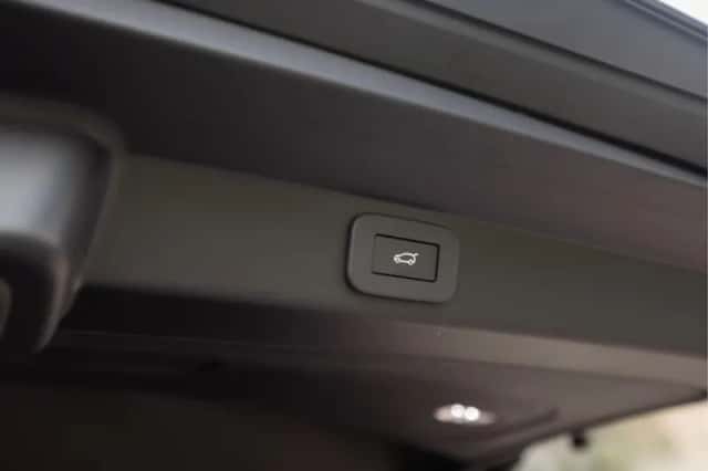 Land Rover Range Rover Sport (2025) thumbnail 38