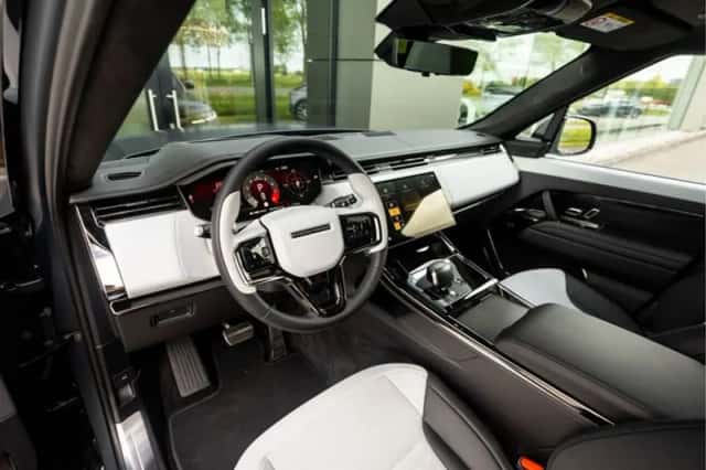 Land Rover Range Rover Sport (2025) thumbnail 40