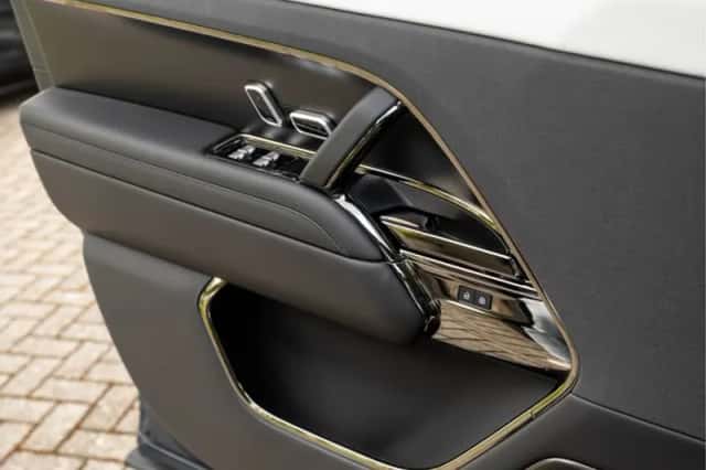 Land Rover Range Rover Sport (2025) thumbnail 43