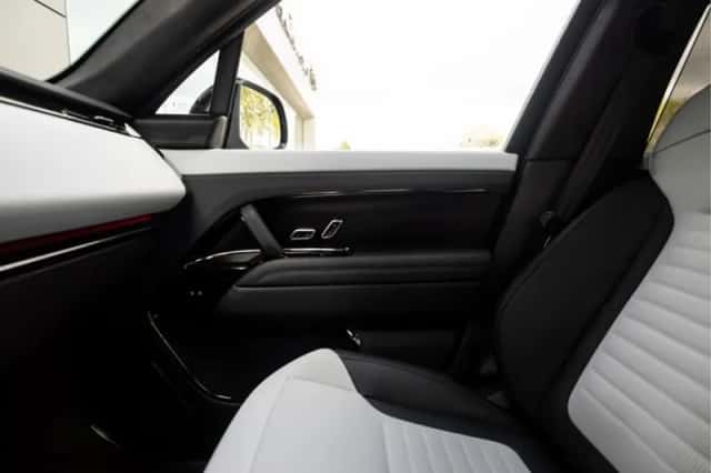 Land Rover Range Rover Sport (2025) thumbnail 53