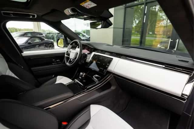 Land Rover Range Rover Sport (2025) thumbnail 59
