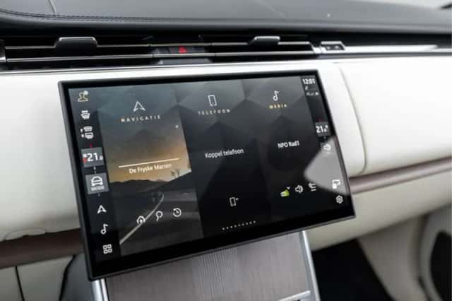 Land Rover Range Rover (2026) thumbnail 12